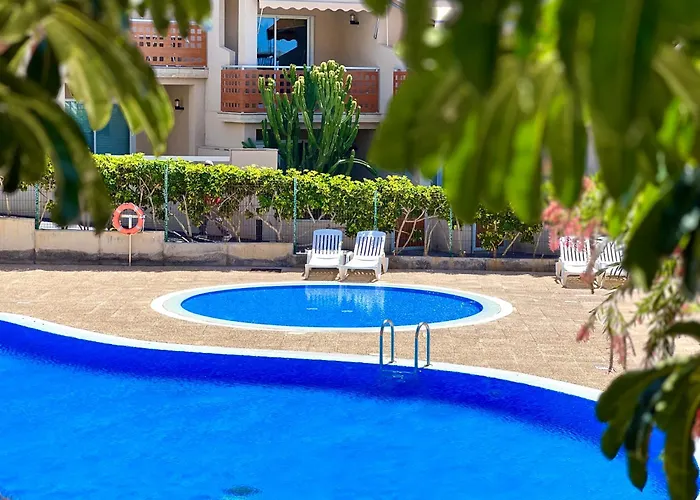 Ocean View Two Bedroom Appartement