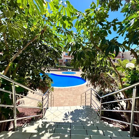 Ocean View Two Bedroom Appartement