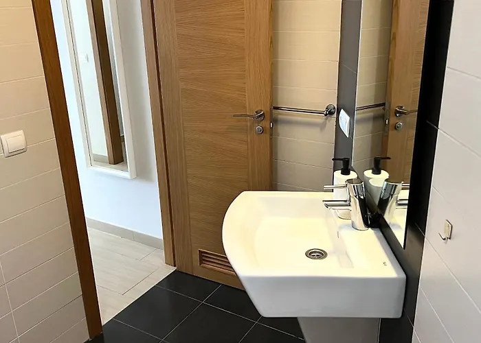 דירה Ocean View Two Bedroom *